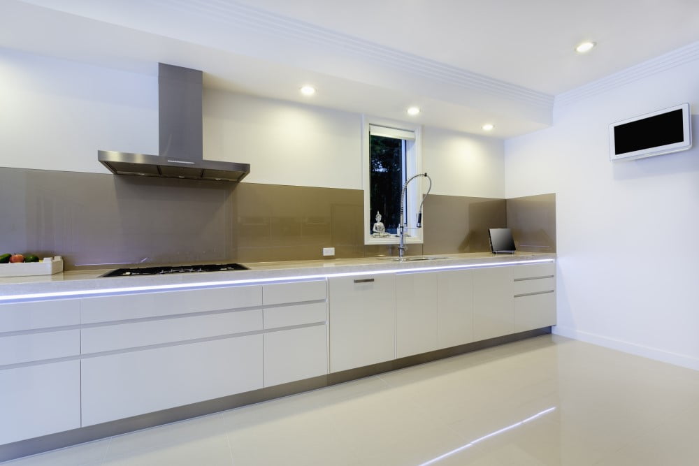Moderne køkken med LED-lys